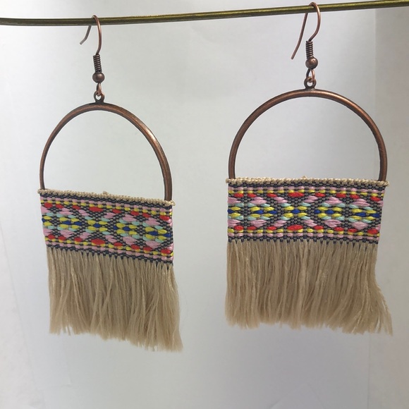 📦Boho earrings tan and tribal pattern new - Picture 2 of 8
